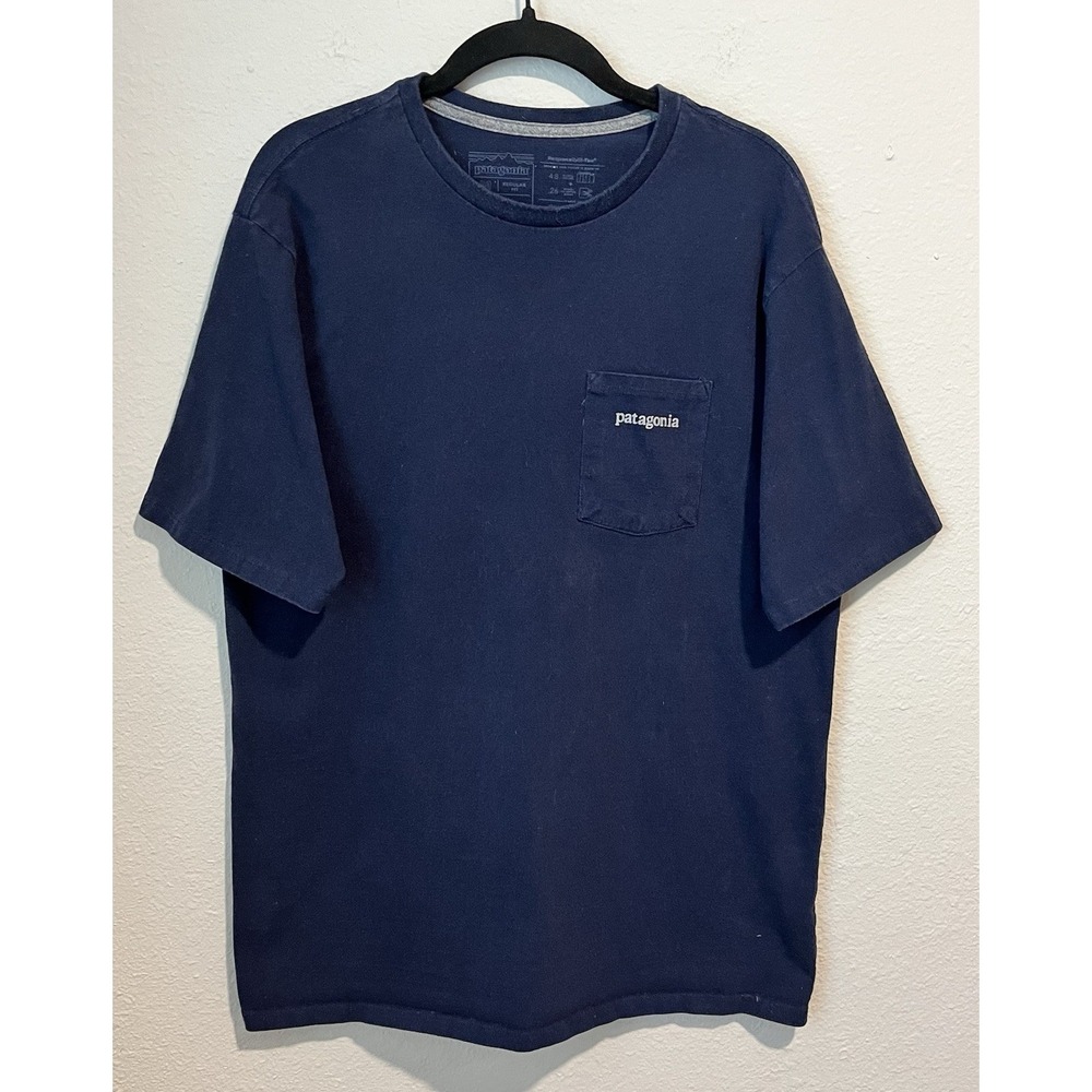 Patagonia Responsibili-Tee Men's T-Shirt Medium Short Sleeve Pocket Navy Blue